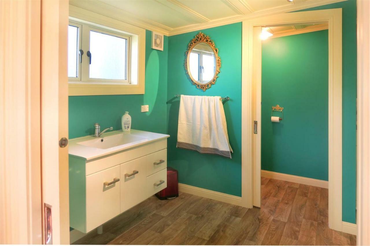 אואהמרו Fantail Cottage מראה חיצוני תמונה