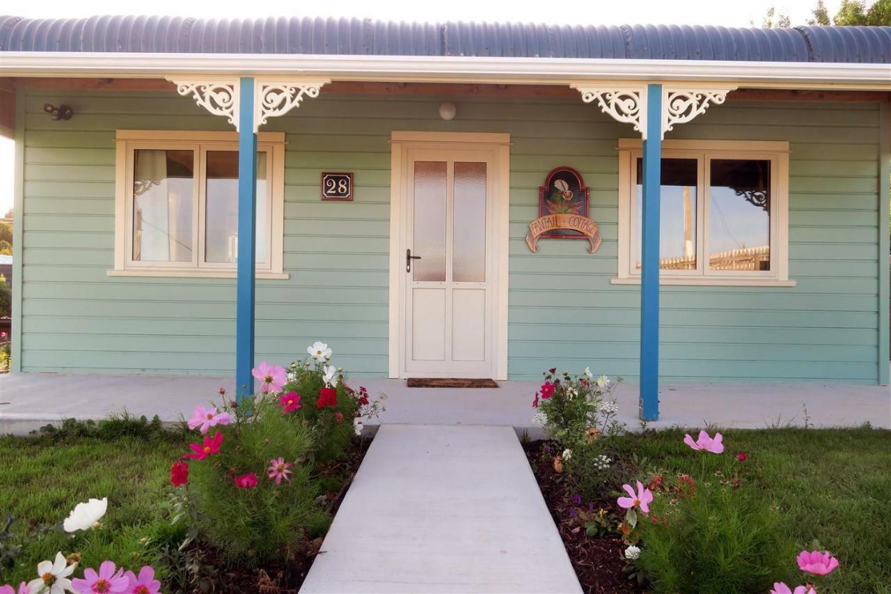 אואהמרו Fantail Cottage מראה חיצוני תמונה